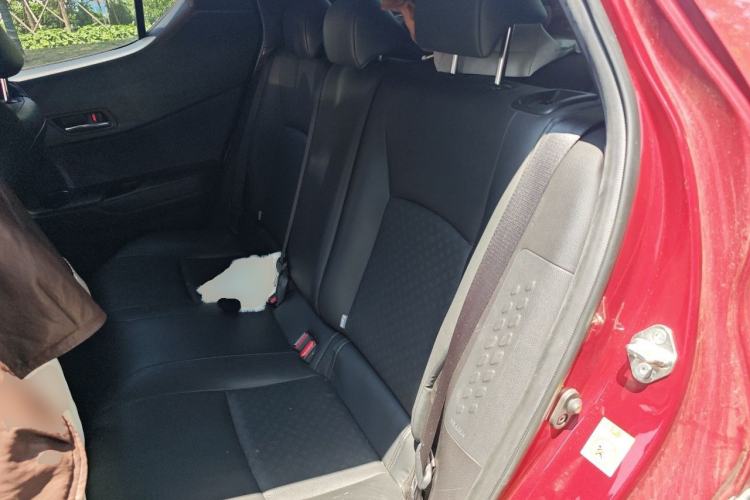 Used Toyota IZOA 2018 2.0L Yichi Edition China V Standard Left Rear Seat