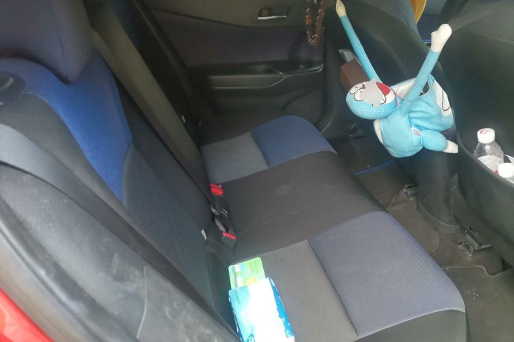 Used Toyota IZOA 2018 2.0L Yichi Version China VI Standard Left Rear Seat