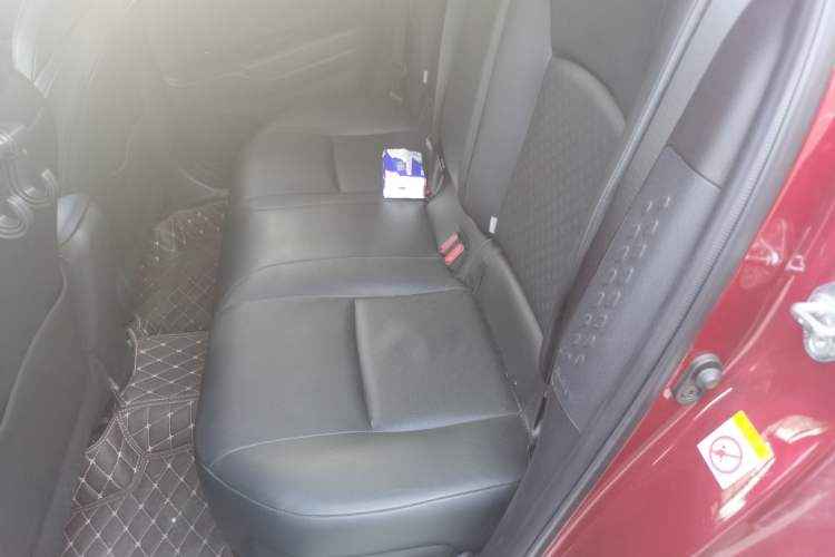 Used Toyota IZOA 2018 2.0L Yichi Version China VI Standard Left Rear Seat