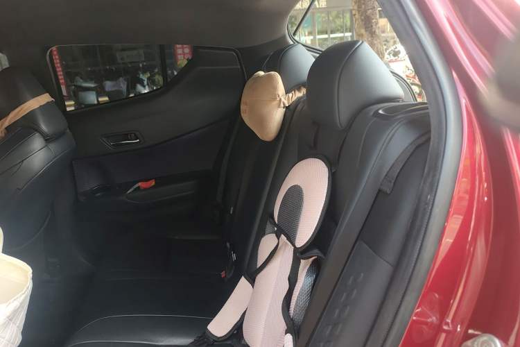 Used Toyota IZOA 2018 2.0L Yichi Version China VI Standard Left Rear Seat
