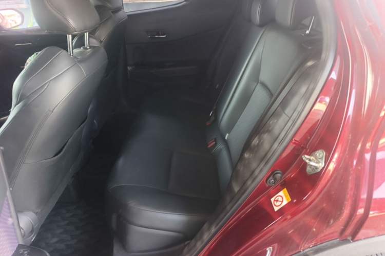 Used Toyota IZOA 2018 2.0L Yichi Version China VI Standard Left Rear Seat