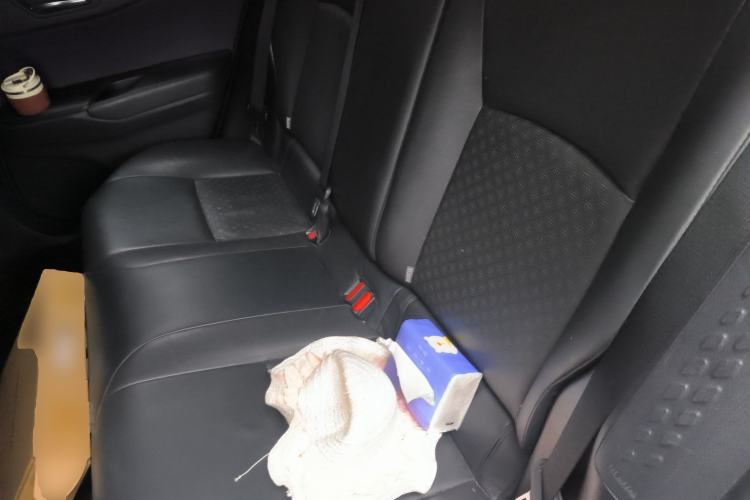 Used Toyota IZOA 2018 2.0L Yichi Version China VI Standard Left Rear Seat