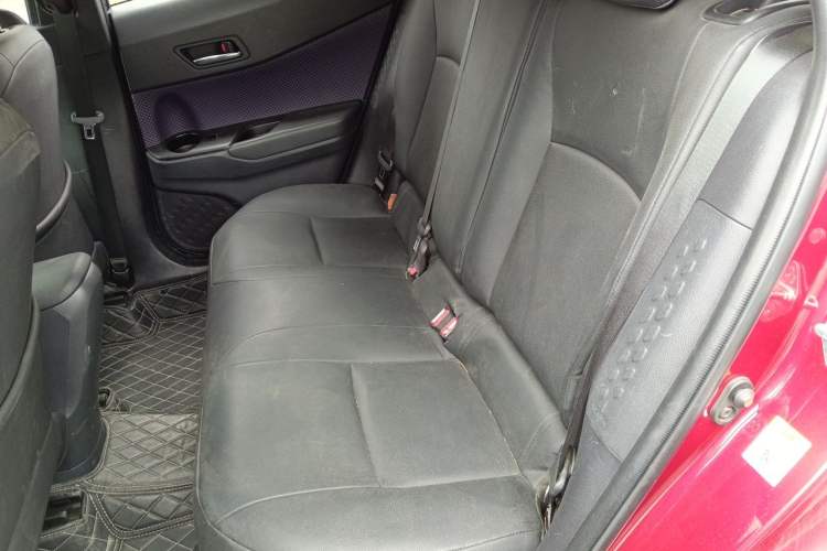 Used Toyota IZOA 2018 2.0L Yichi Version China VI Standard Left Rear Seat
