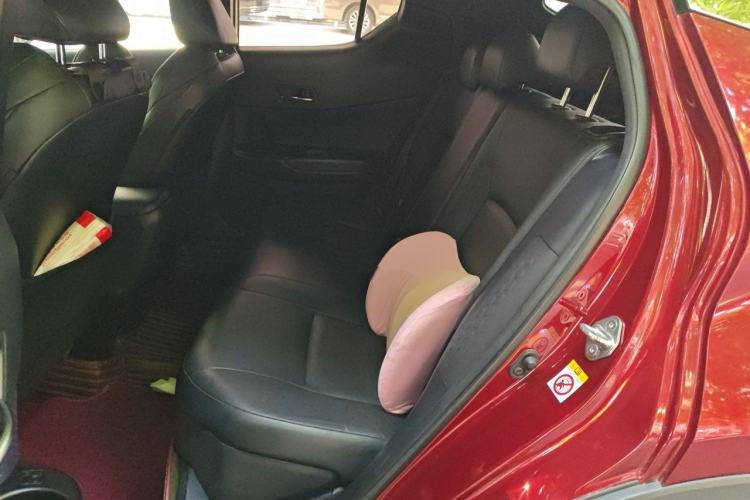 Used Toyota IZOA 2018 2.0L Yichi Edition China V Standard Left Rear Seat