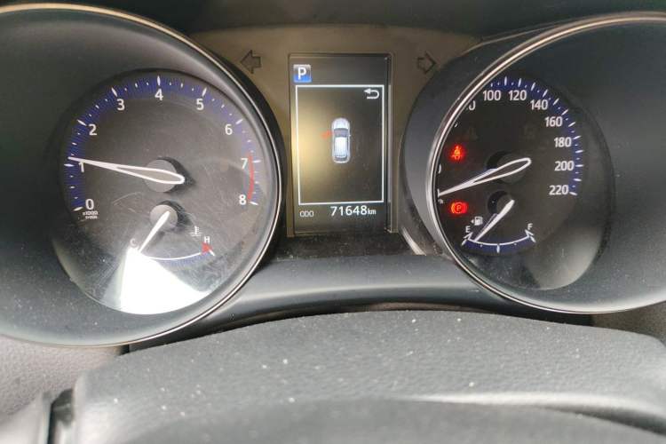 Used Toyota IZOA 2018 2.0L Yichi Version China VI Standard Odometer Close Up