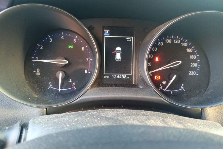 Used Toyota IZOA 2018 2.0L Yichi Edition China V Standard Odometer Close Up