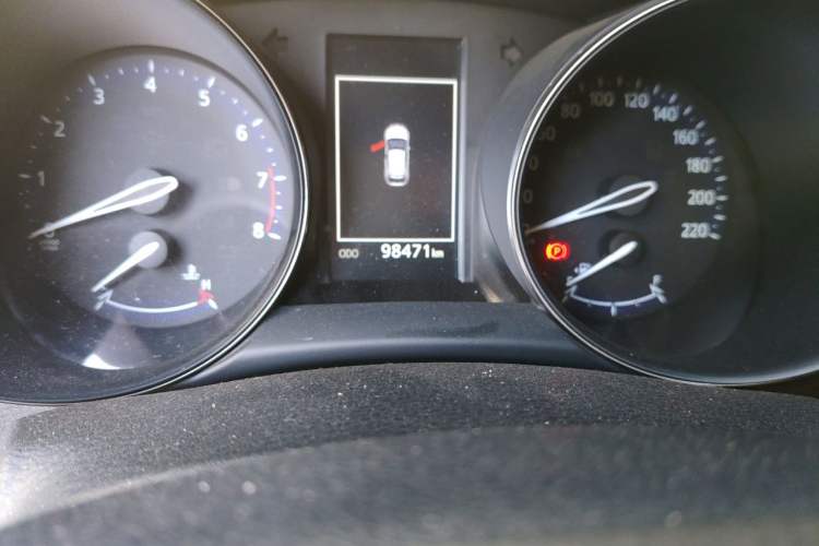 Used Toyota IZOA 2018 2.0L Yichi Version China VI Standard Odometer Close Up