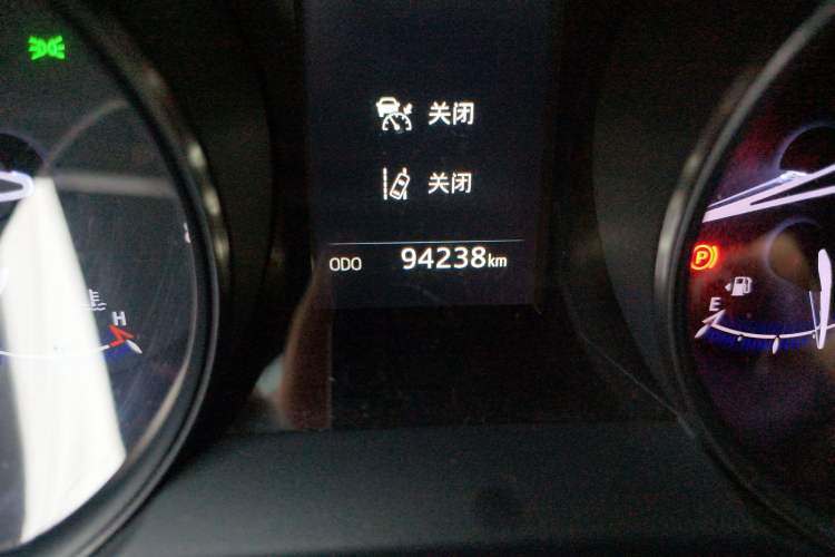 Used Toyota IZOA 2018 2.0L Yichi Version China VI Standard Odometer Close Up