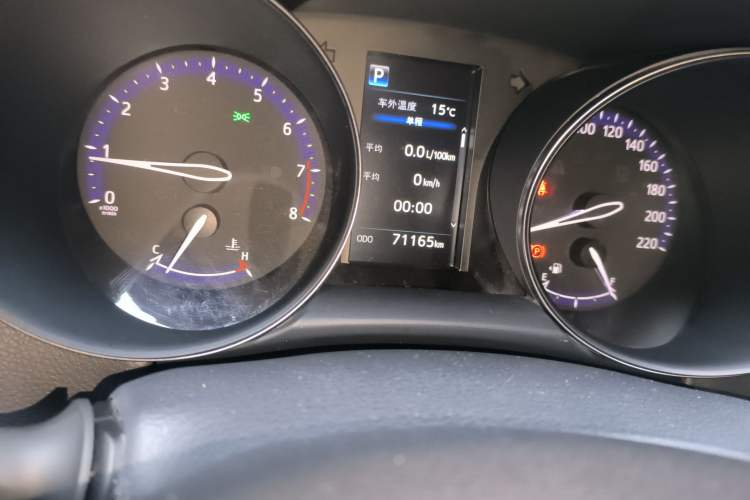 Used Toyota IZOA 2018 2.0L Yichi Version China VI Standard Odometer Close Up