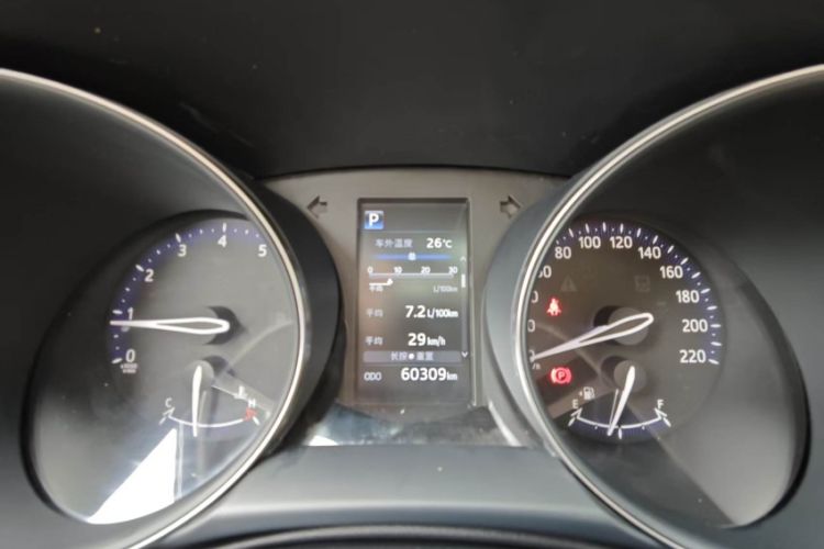 Used Toyota IZOA 2018 2.0L Yichi Version China VI Standard Odometer Close Up