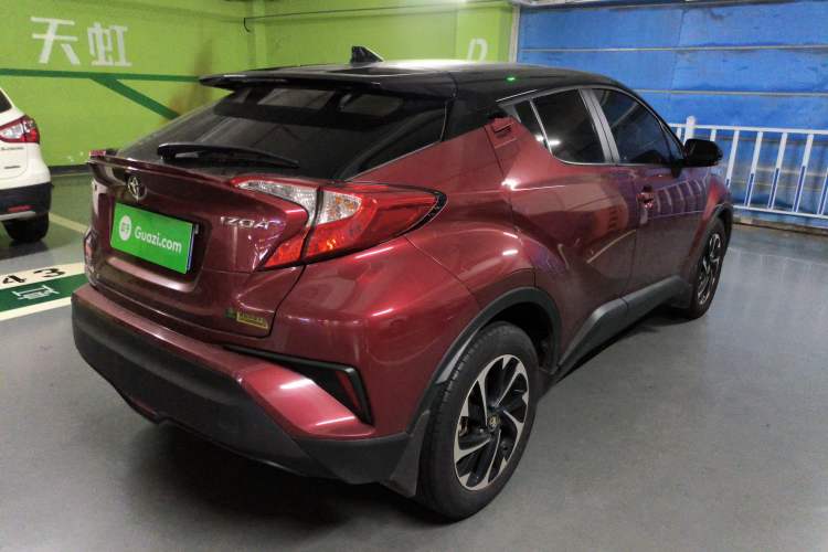 Used Toyota IZOA 2018 2.0L Yichi Edition China V Standard Rear Right 45 Deg