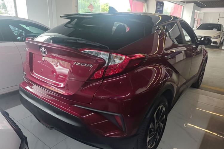 Used Toyota IZOA 2018 2.0L Yichi Version China VI Standard Rear Right 45 Deg
