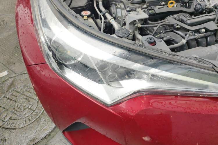 Used Toyota IZOA 2018 2.0L Yichi Version China VI Standard Right Front Headlight