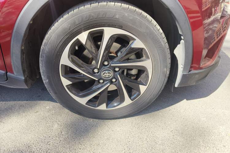 Used Toyota IZOA 2018 2.0L Yichi Version China VI Standard Right Front Wheel Hub