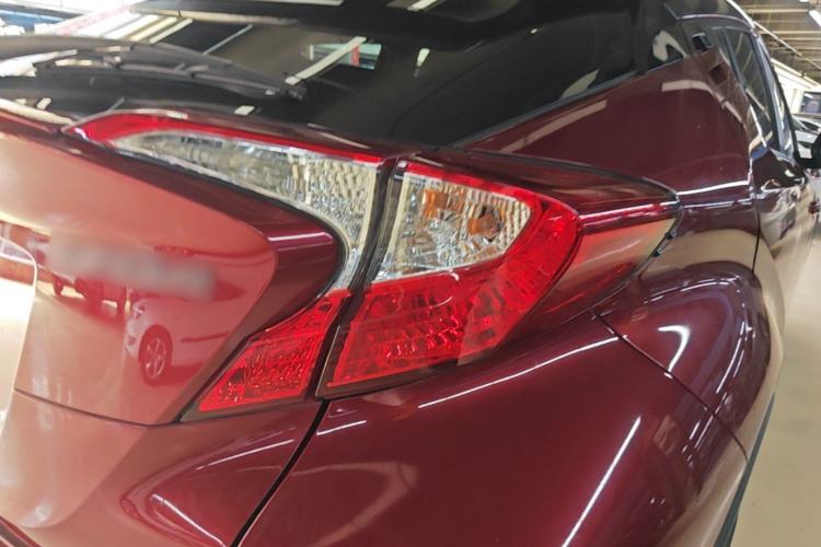 Used Toyota IZOA 2018 2.0L Yichi Edition China V Standard Right Rear Taillight
