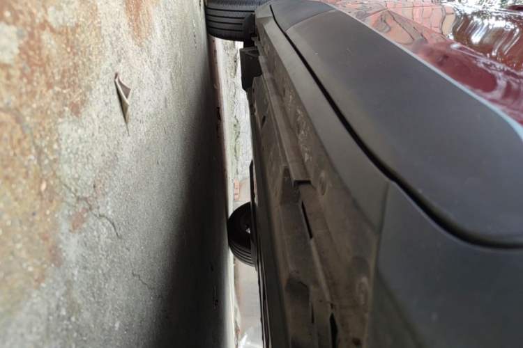 Used Toyota IZOA 2018 2.0L Yichi Version China VI Standard Right Side Sill