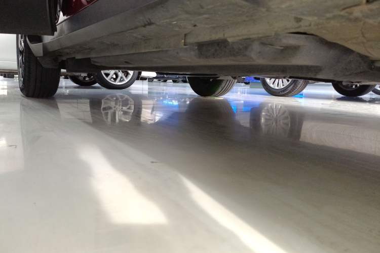 Used Toyota IZOA 2018 2.0L Yichi Version China VI Standard Right Side Sill