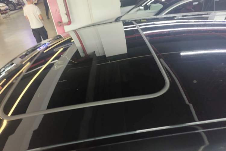Used Toyota IZOA 2018 2.0L Yichi Version China VI Standard Roof