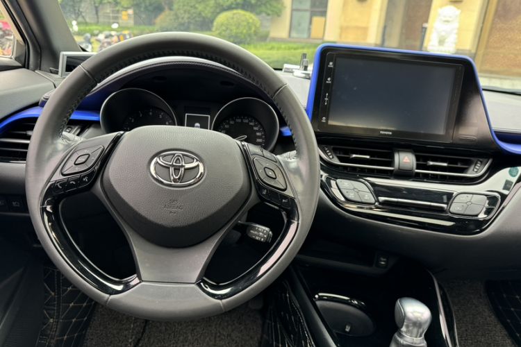Used Toyota IZOA 2018 2.0L Yichi Version China VI Standard Steering Wheel