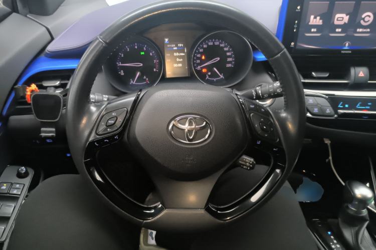 Used Toyota IZOA 2018 2.0L Yichi Version China VI Standard Steering Wheel