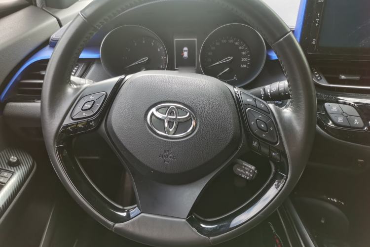 Used Toyota IZOA 2018 2.0L Yichi Version China VI Standard Steering Wheel