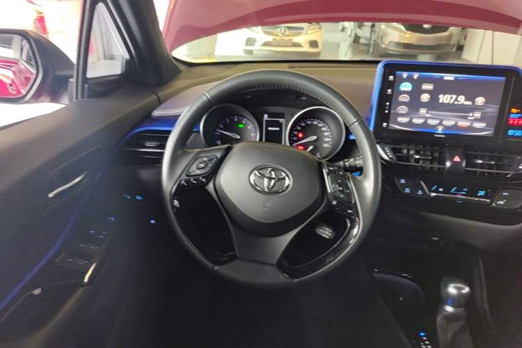 Used Toyota IZOA 2018 2.0L Yichi Version China VI Standard Steering Wheel