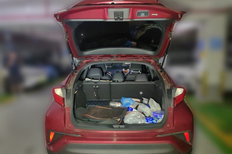 Used Toyota IZOA 2018 2.0L Yichi Version China VI Standard Trunk