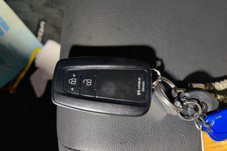 Used Toyota IZOA 2018 2.0L Yichi Version China VI Standard Vehicle Key
