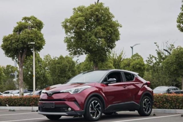 Used Toyota IZOA 2018 2.0L Yichi Version China VI Standard