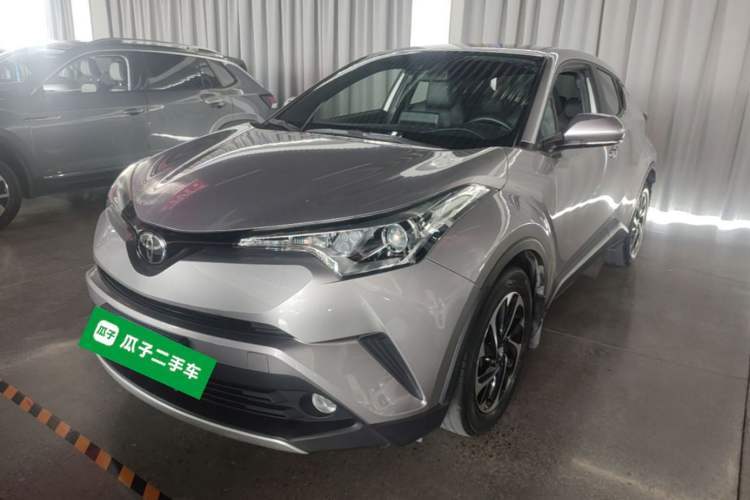 Used Toyota IZOA 2018 2.0L Yichi Edition China V Standard Guazi used car, China used car export, Used car for sale, Used Toyota cars, Cheapest cars for sale
