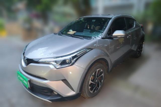 Used Toyota IZOA 2018 2.0L Yichi Version China VI Standard