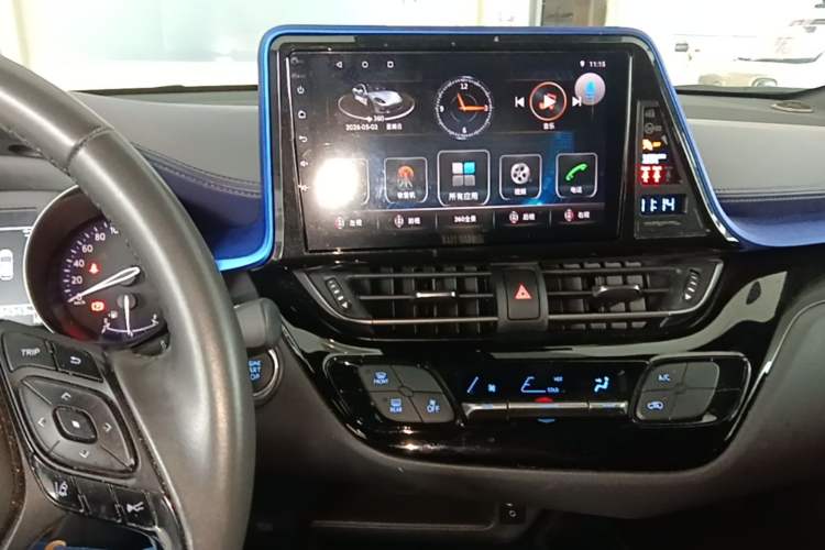 Used Toyota IZOA 2018 2.0L Yichi Version China VI Standard Audio And AC Panel