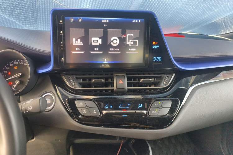 Used Toyota IZOA 2018 2.0L Yichi Version China VI Standard Audio And AC Panel