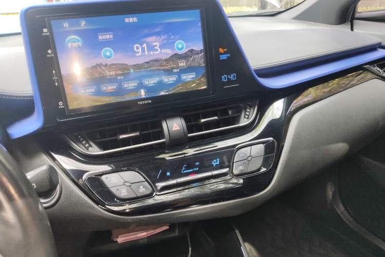 Used Toyota IZOA 2018 2.0L Yichi Edition China V Standard Audio And AC Panel