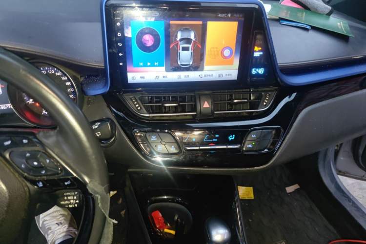 Used Toyota IZOA 2018 2.0L Yichi Edition China V Standard Audio And AC Panel