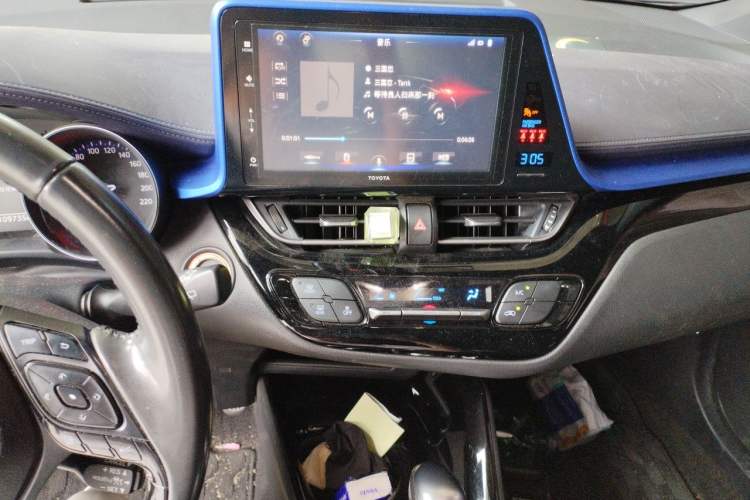 Used Toyota IZOA 2018 2.0L Yichi Edition China V Standard Audio And AC Panel