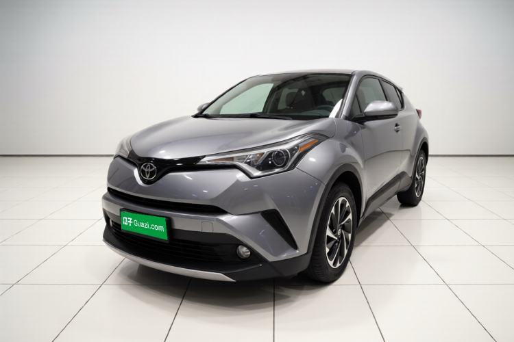 Toyota IZOA 2018 2.0L Yichi Version China VI Standard usata Guazi used car, China used car export, Used car for sale, Used cars, Cheapest cars for sale