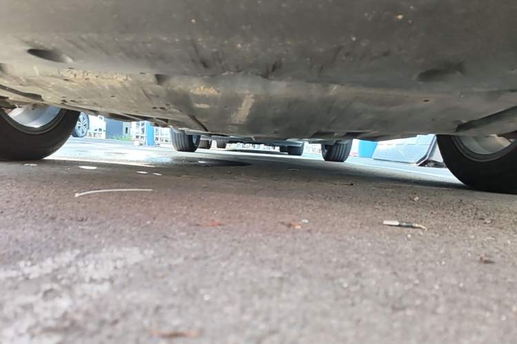 Used Toyota IZOA 2018 2.0L Yixuan Sunroof Version China V Standard Chassis Front