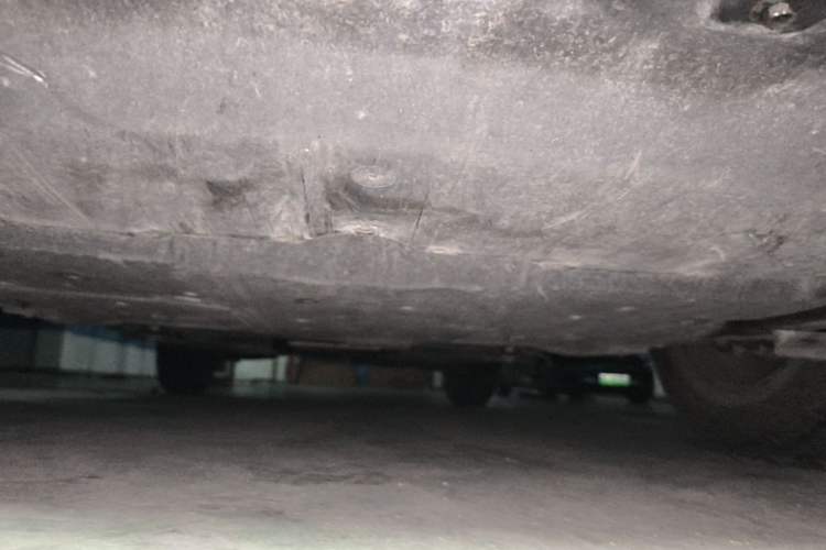 Used Toyota IZOA 2018 2.0L Yichi Version China VI Standard Chassis Front