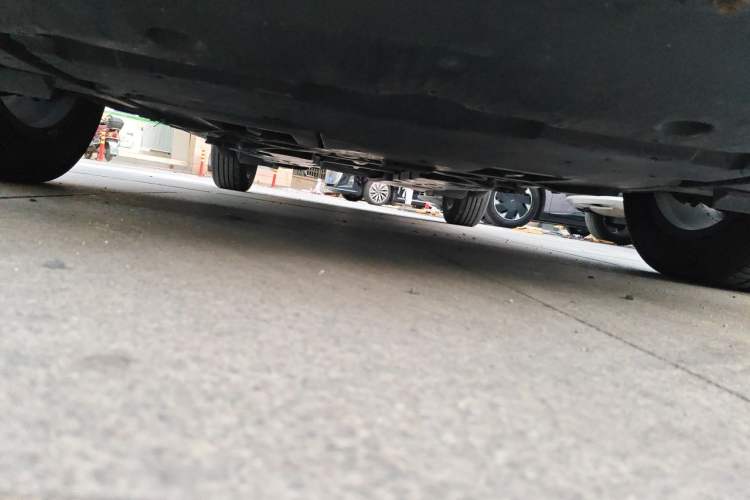 Used Toyota IZOA 2018 2.0L Yichi Version China VI Standard Chassis Front