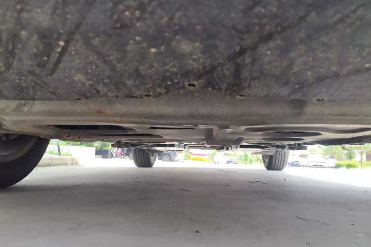 Used Toyota IZOA 2018 2.0L Yichi Edition China V Standard Chassis Front