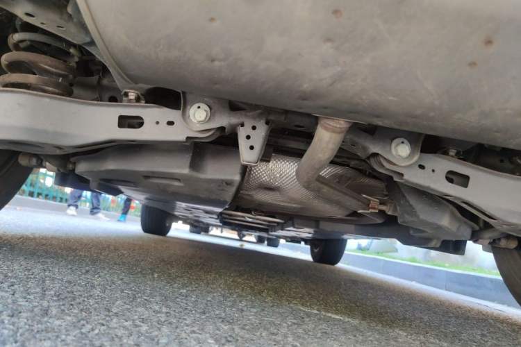 Used Toyota IZOA 2018 2.0L Yichi Version China VI Standard Chassis Rear