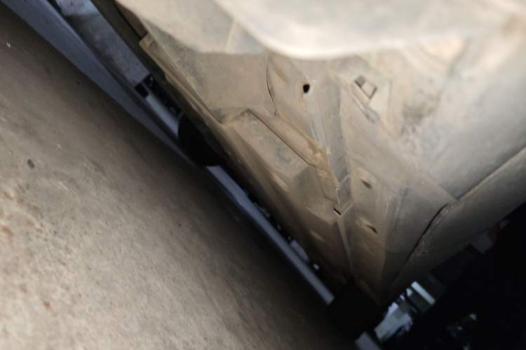 Used Toyota IZOA 2018 2.0L Yichi Version China VI Standard Chassis Rear Right
