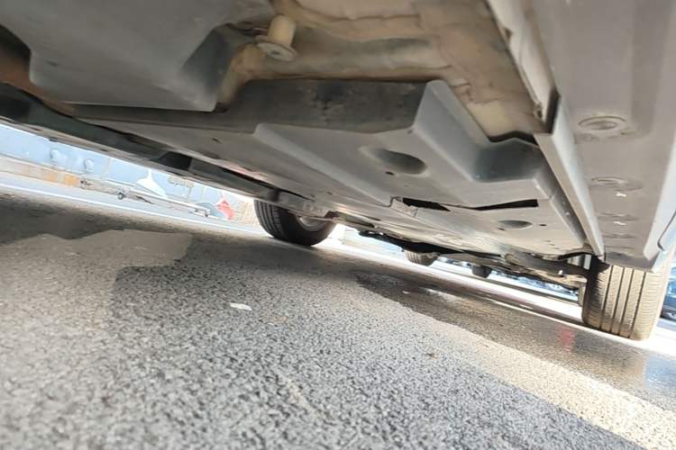 Used Toyota IZOA 2018 2.0L Yixuan Sunroof Version China V Standard Chassis Rear Right