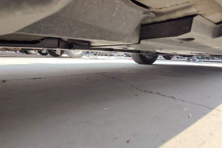 Used Toyota IZOA 2018 2.0L Yichi Version China VI Standard Chassis Rear Right