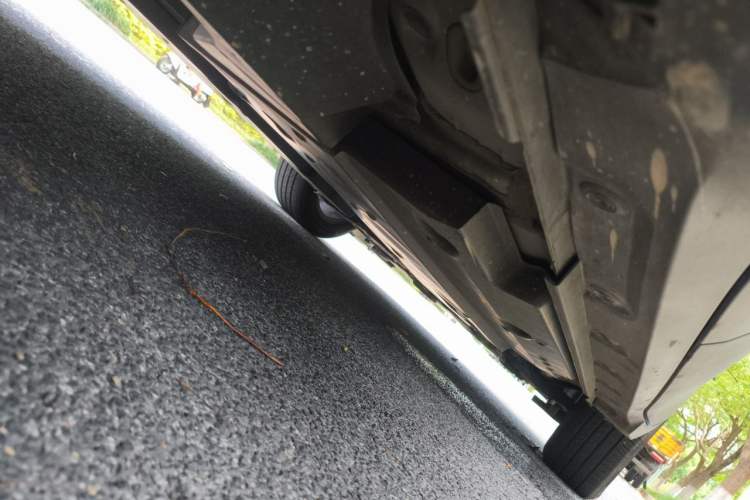 Used Toyota IZOA 2018 2.0L Yichi Version China VI Standard Chassis Rear Right