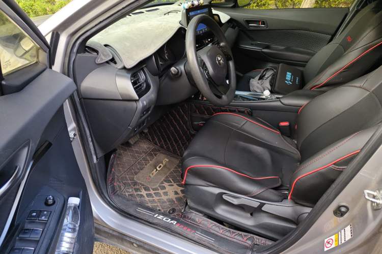 Used Toyota IZOA 2018 2.0L Yidong Version China V Standard Driver Seat