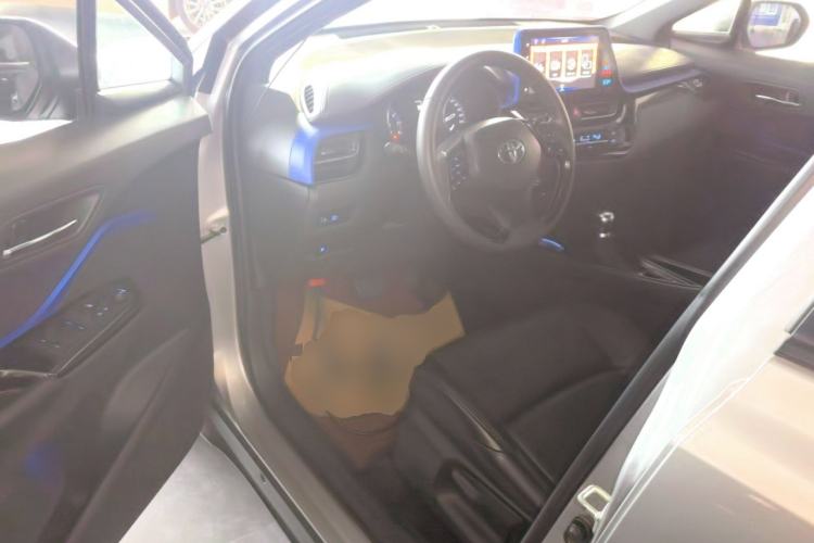 Used Toyota IZOA 2018 2.0L Yichi Edition China V Standard Driver Seat
