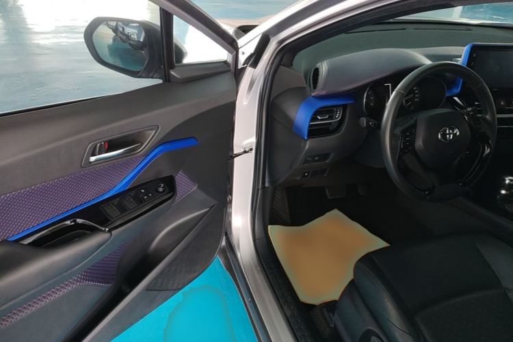 Used Toyota IZOA 2018 2.0L Yichi Edition China V Standard Driver Seat