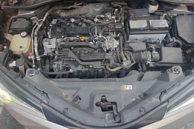 Used Toyota IZOA 2018 2.0L Yichi Edition China V Standard Engine Bay